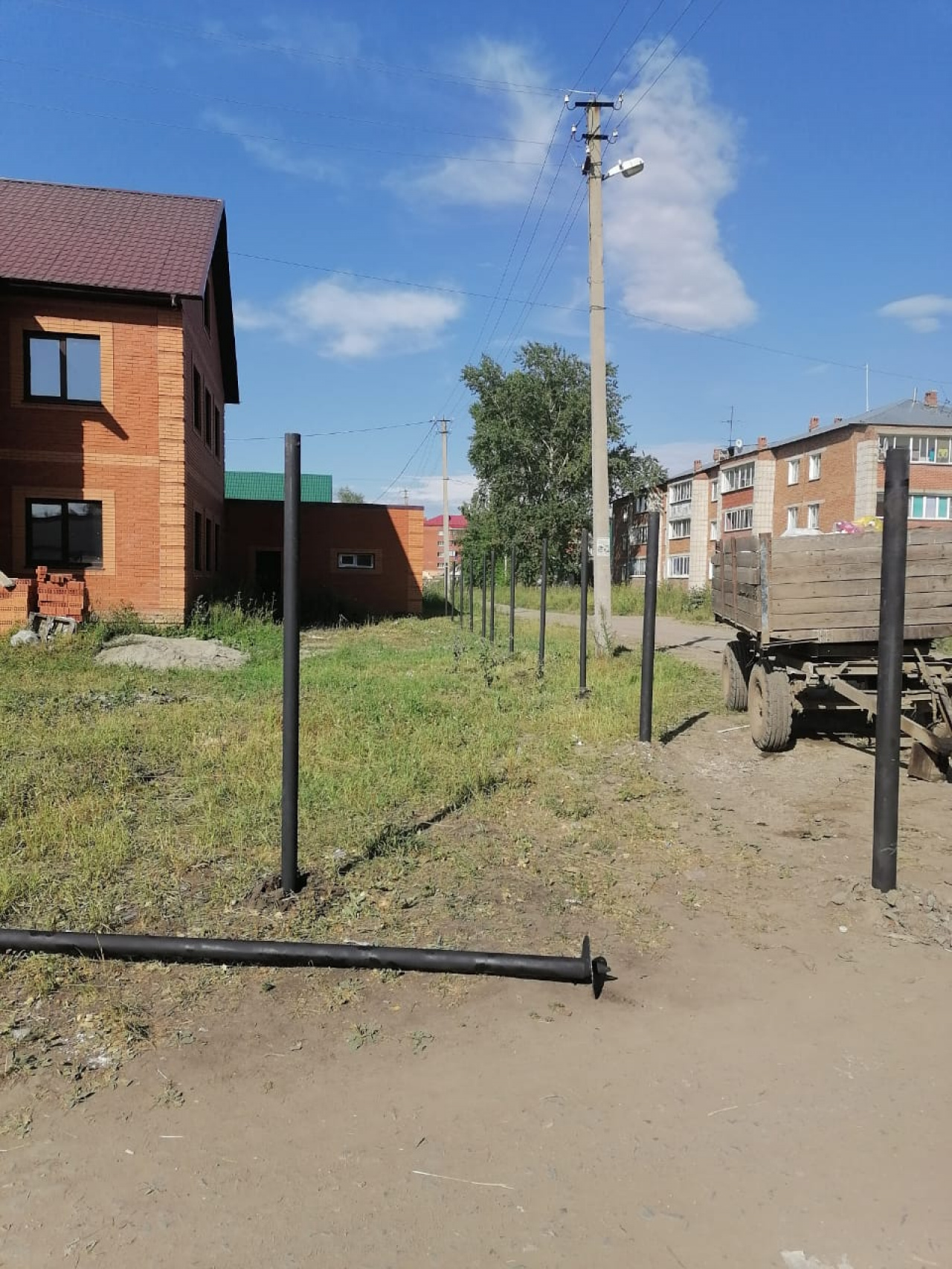 Винтовые сваи для забора 10