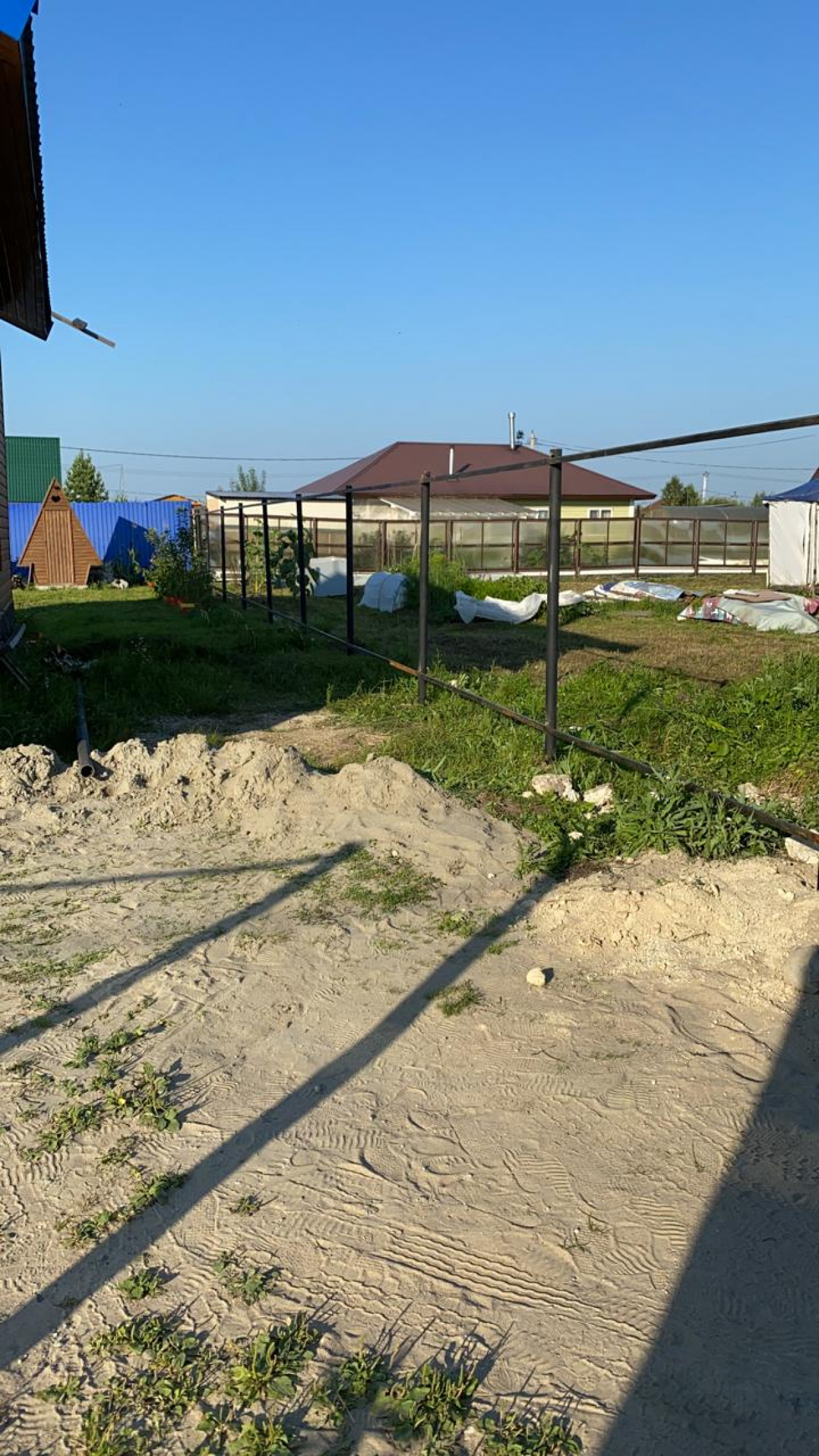 Винтовые сваи для забора 22